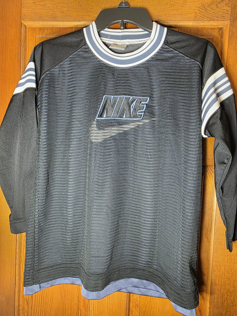 Women's Small Nike Jersey Style Top